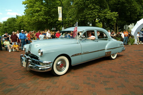 Pontiac Chieftain Deluxe 1951